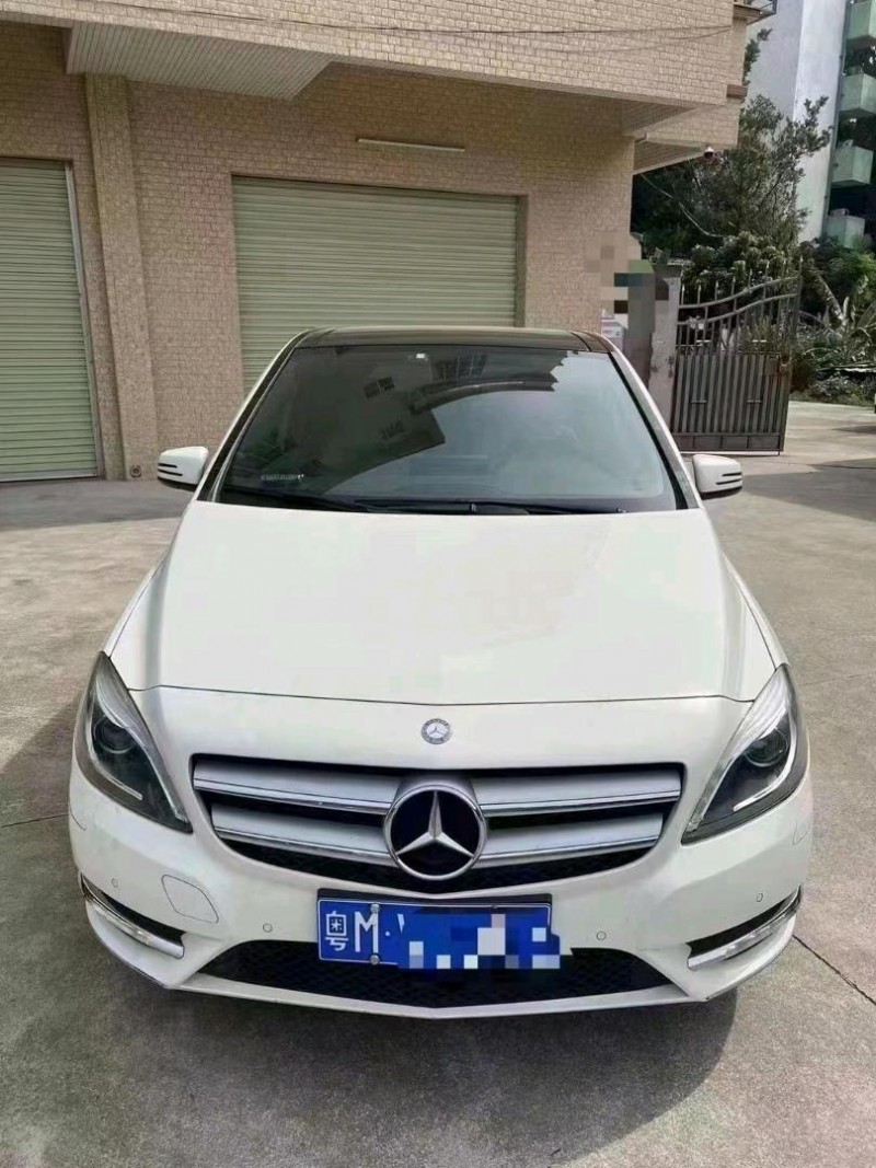珠海15年奔驰B1