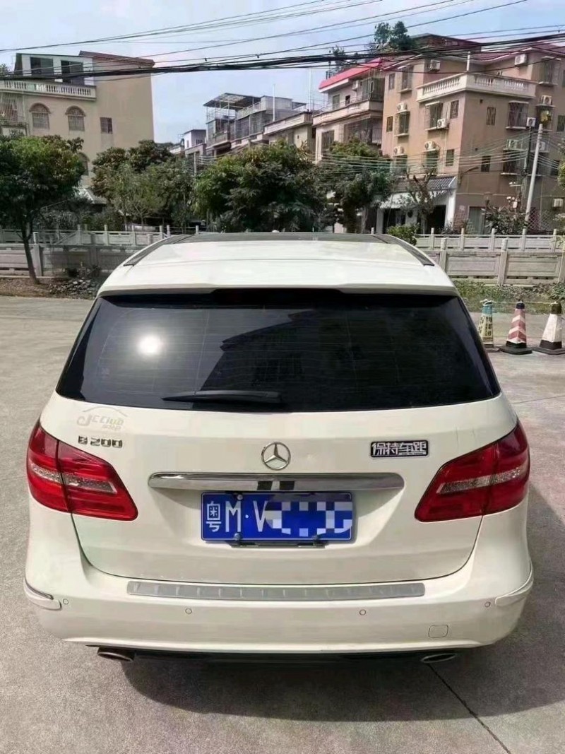 珠海15年奔驰B2