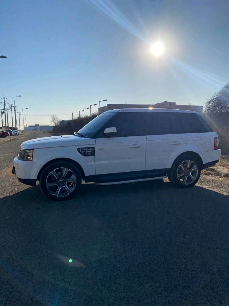 沈阳13年路虎揽胜运动3