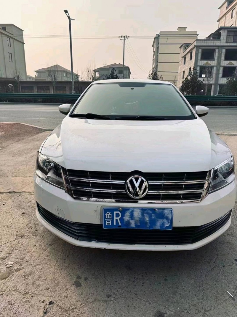 济南18年大众朗逸1