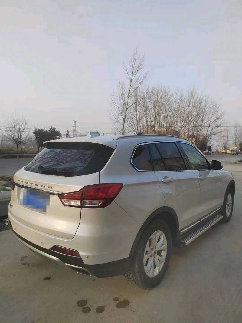 济南16年汉腾汽车X75