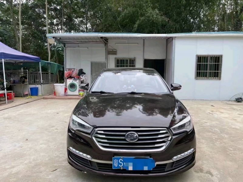 珠海17年力帆汽车8201