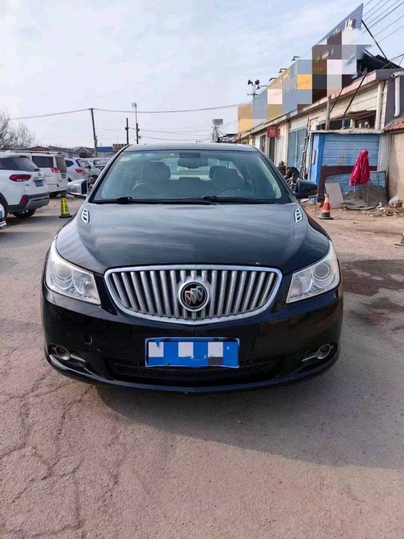 济南13年别克君越1