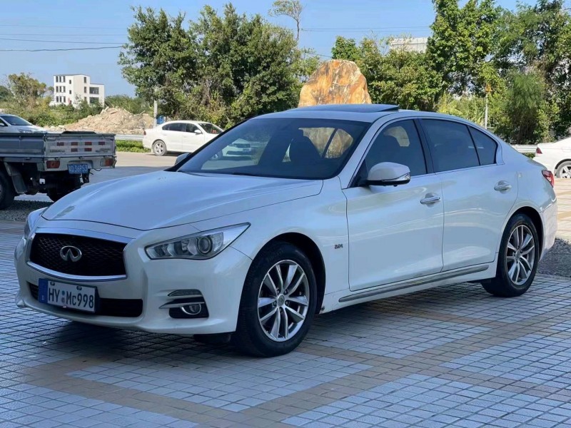 珠海15年英菲尼迪Q50L4