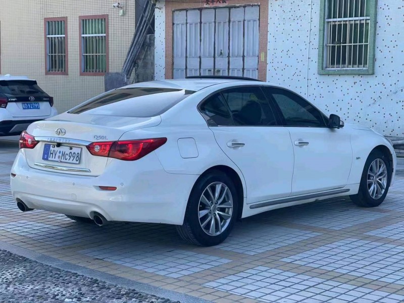 珠海15年英菲尼迪Q50L7