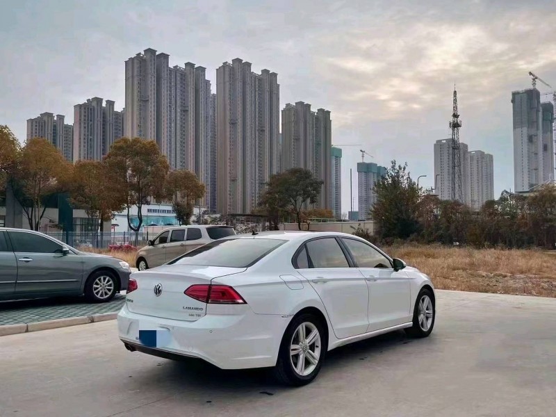 珠海18年大众凌渡6