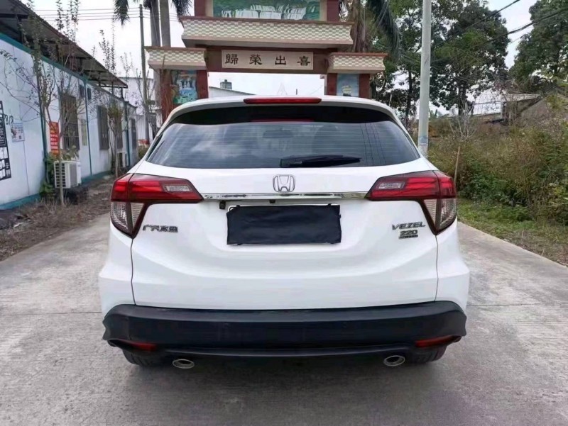 珠海19年本田缤智8