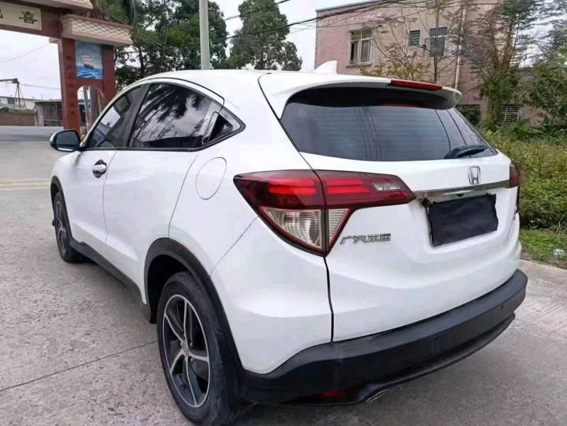 珠海19年本田缤智6