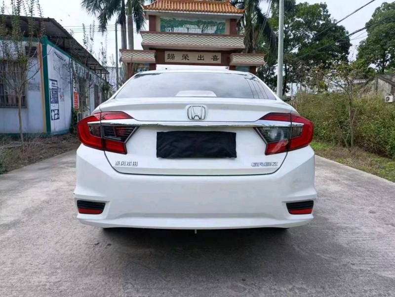 珠海19年本田哥瑞8