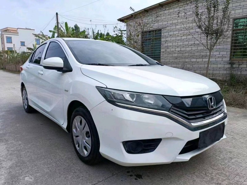 珠海19年本田哥瑞7