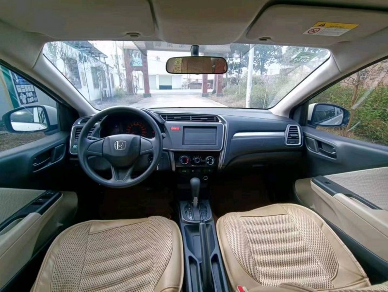 珠海19年本田哥瑞5