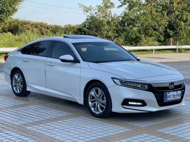 珠海21年本田雅阁3