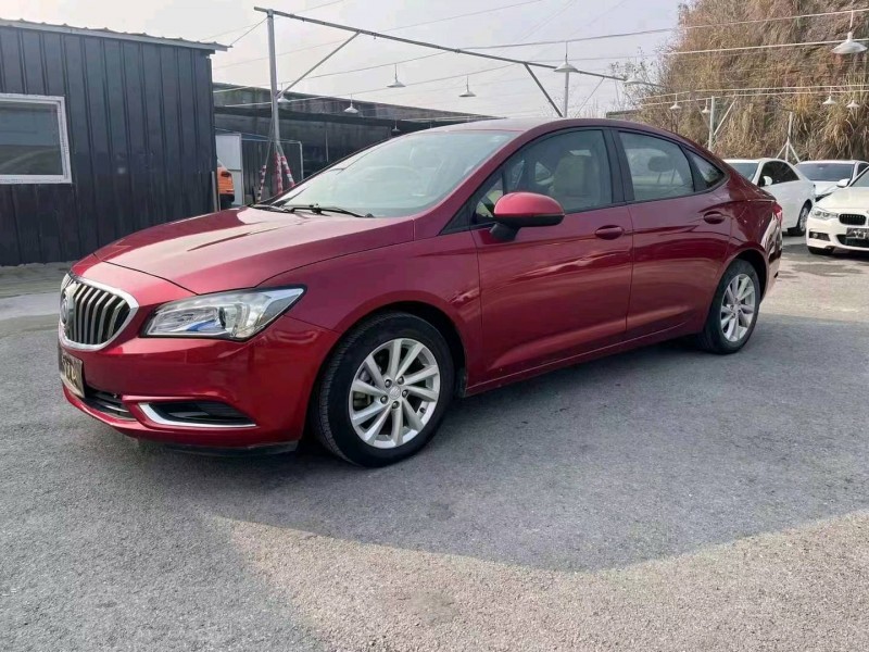 宜昌17年别克威朗3