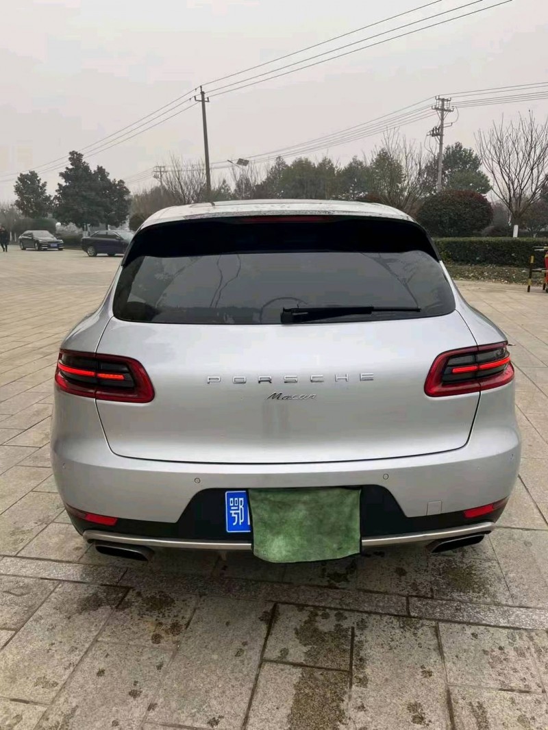 宜昌15年保时捷Macan2