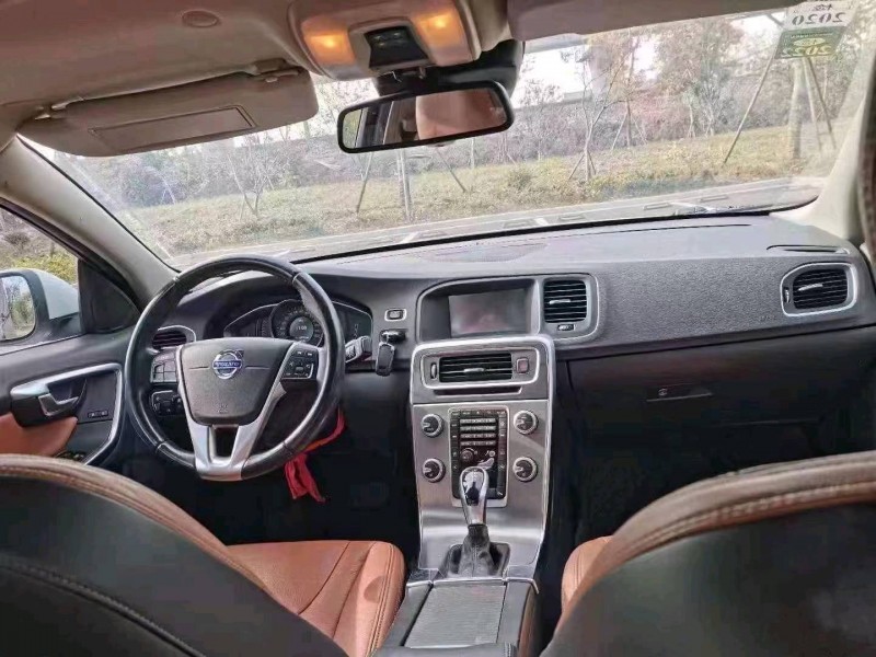 宜昌14年沃尔沃S60L3