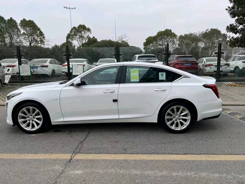 宜昌21年凯迪拉克CT56