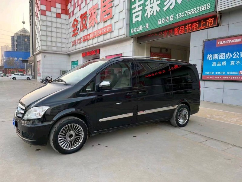 枣庄13年奔驰唯雅诺2