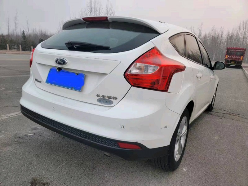 枣庄14年福特福克斯7
