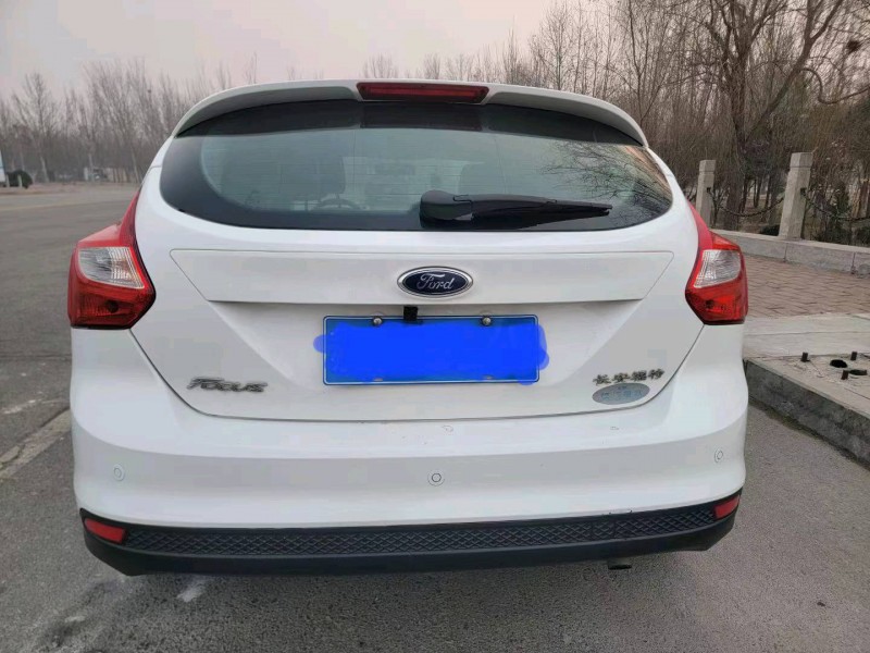 枣庄14年福特福克斯9