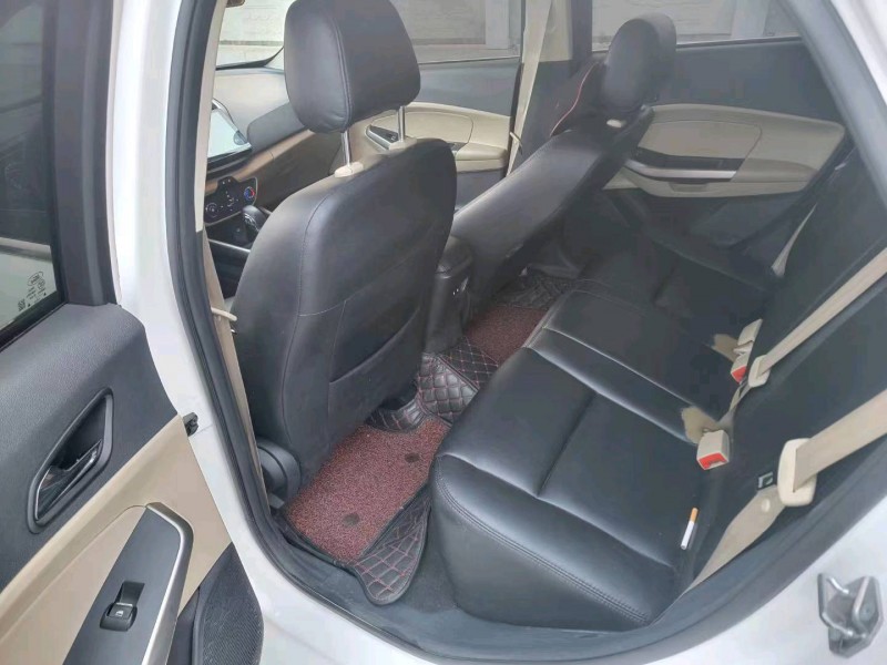 枣庄17年福特福睿斯6