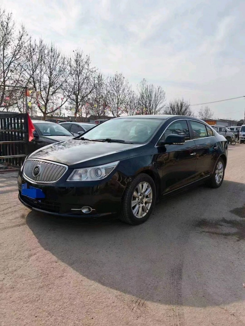 枣庄13年别克君越3