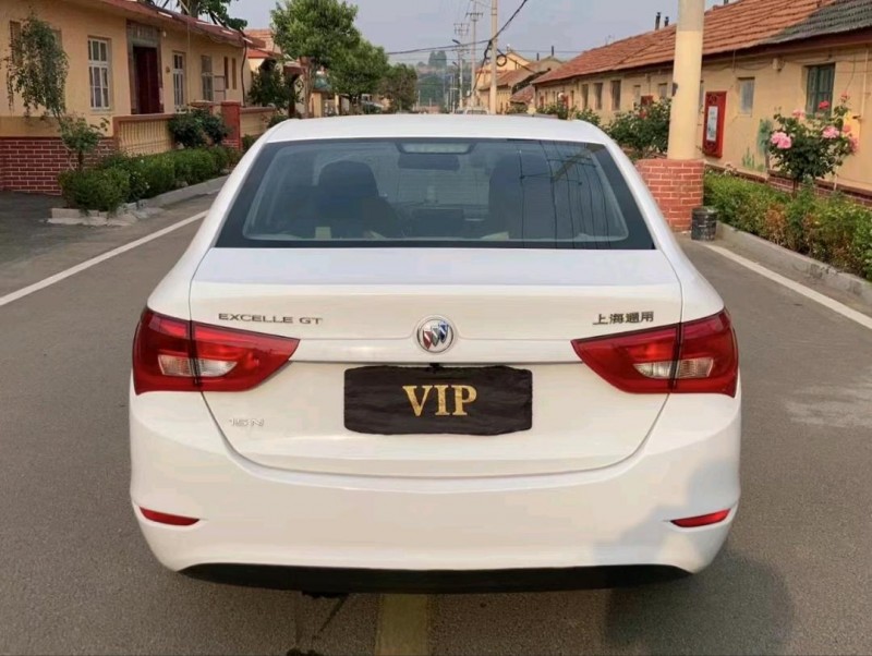 青岛16年别克英朗GT6