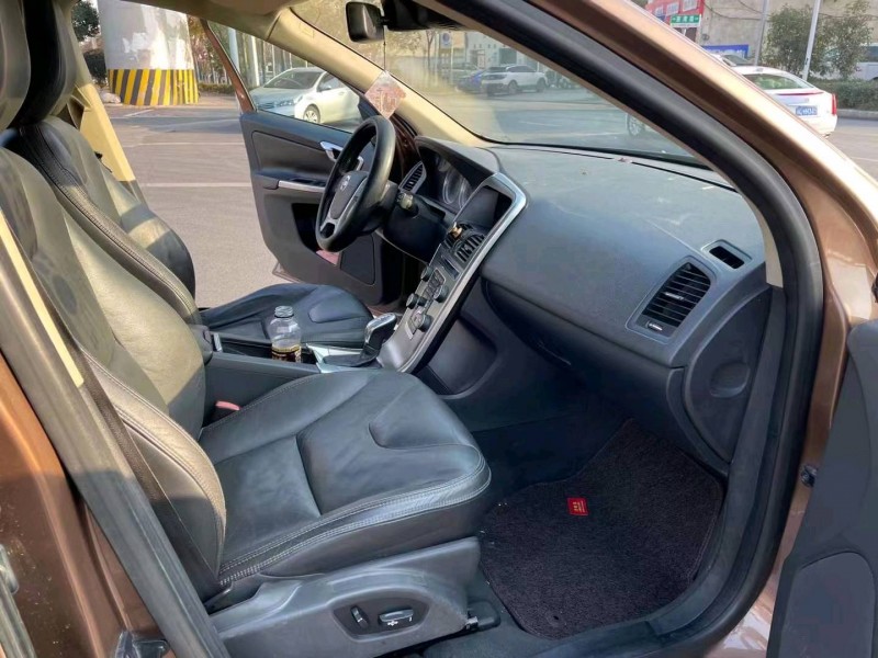 宜昌13年沃尔沃XC609