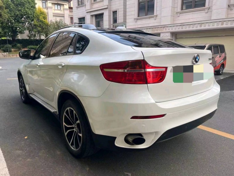 珠海12年宝马X62
