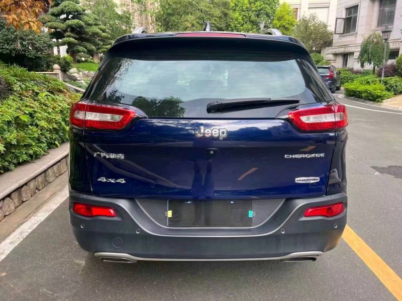 珠海16年Jeep自由光6