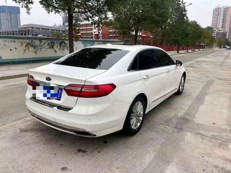 衡阳16年福特金牛座4