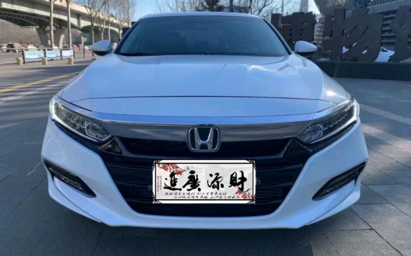 珠海19年本田雅阁1