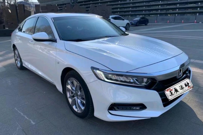 珠海19年本田雅阁5