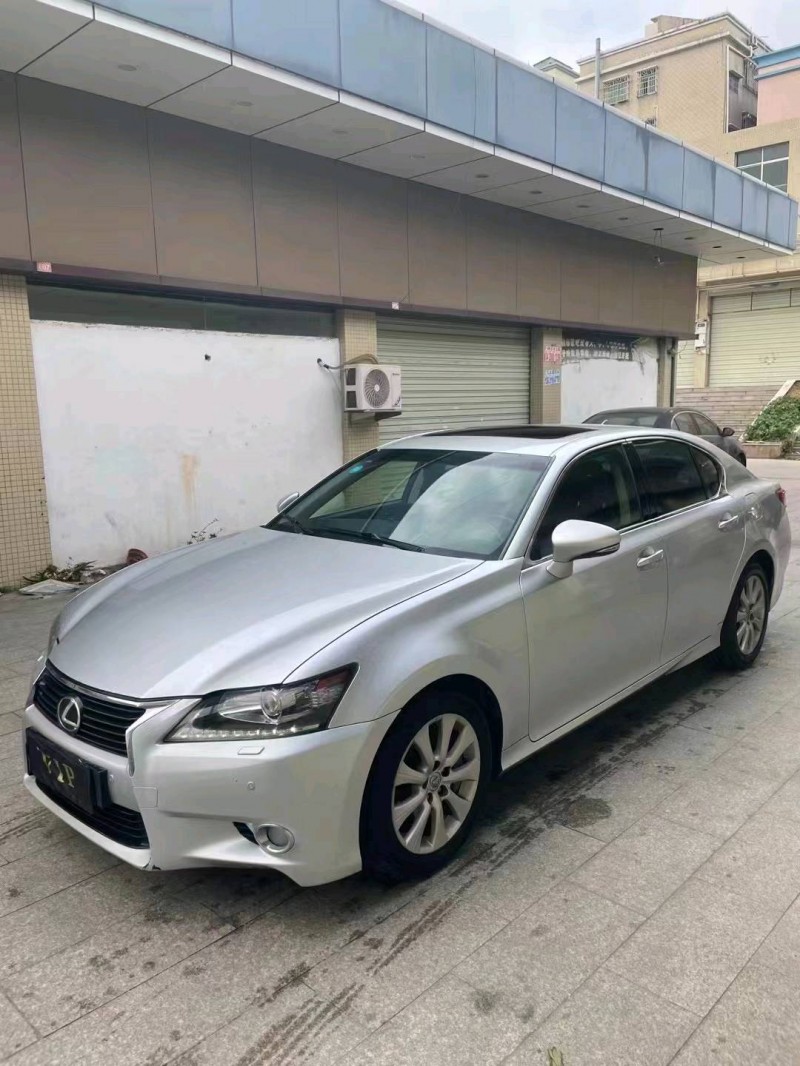 珠海13年雷克萨斯GS3