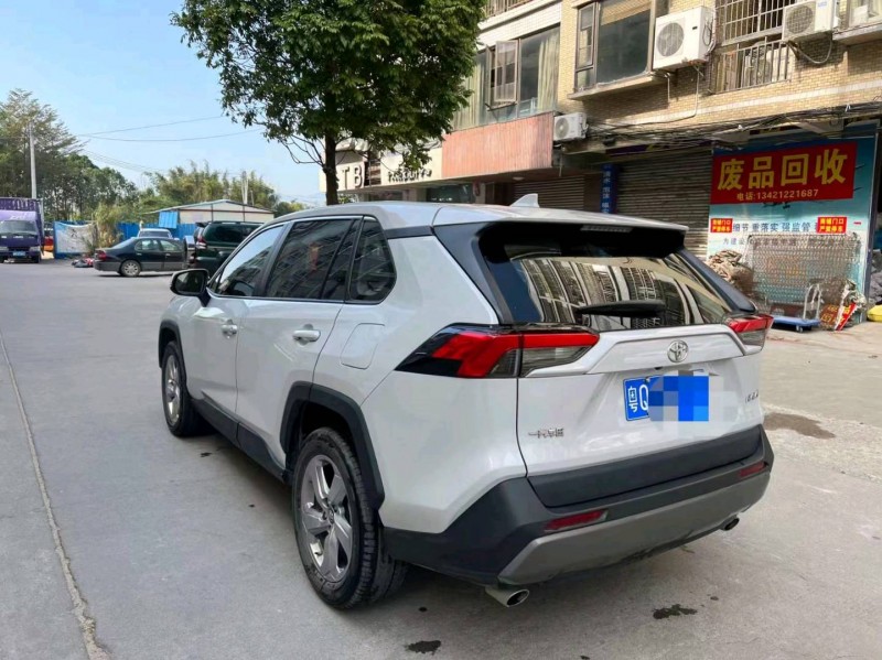 珠海20年丰田RAV4荣放4