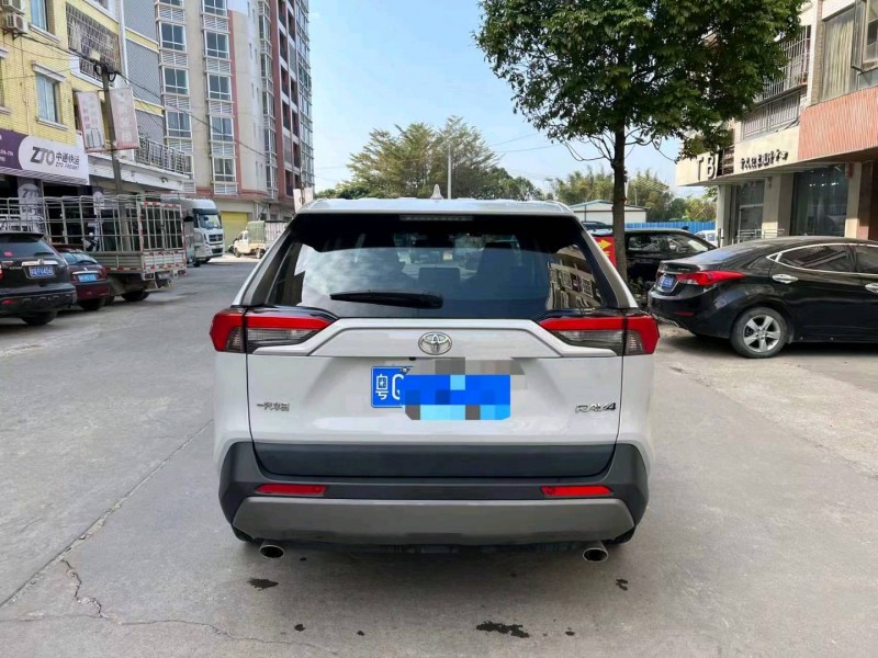 珠海20年丰田RAV4荣放7