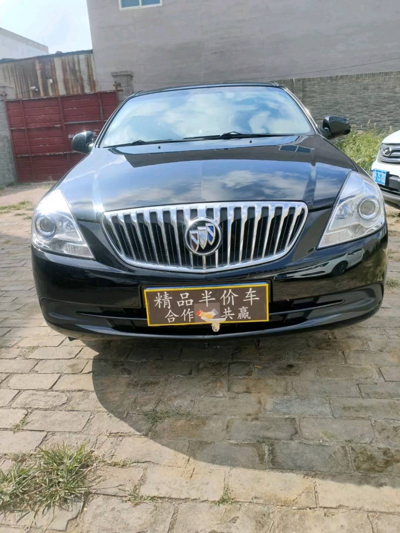 邢台16年别克凯越1