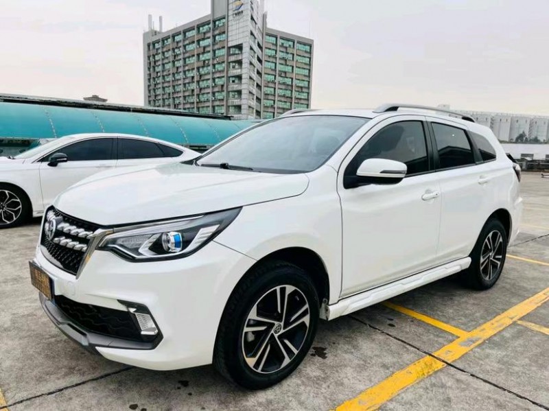 东莞20年启辰T702