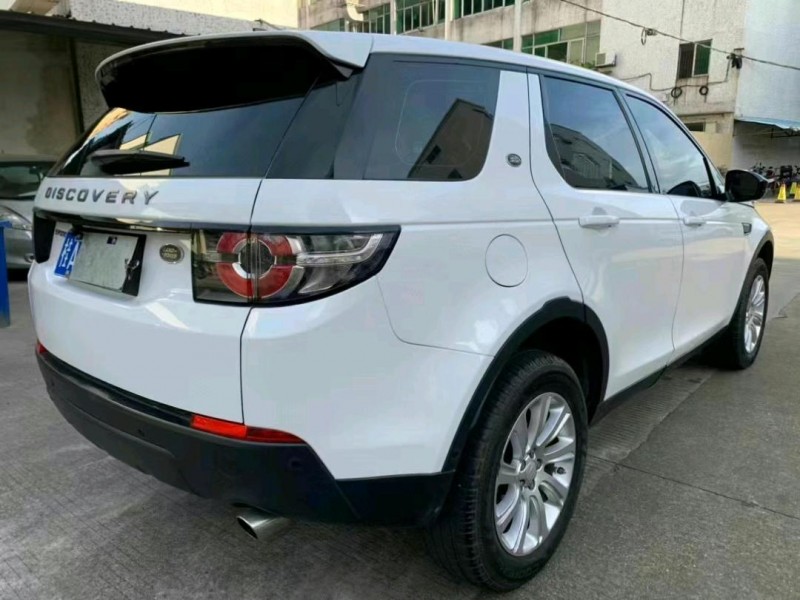 中山18年路虎发现神行6