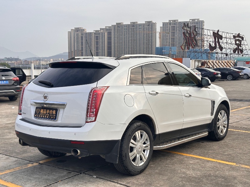 东莞15年凯迪拉克SRX1
