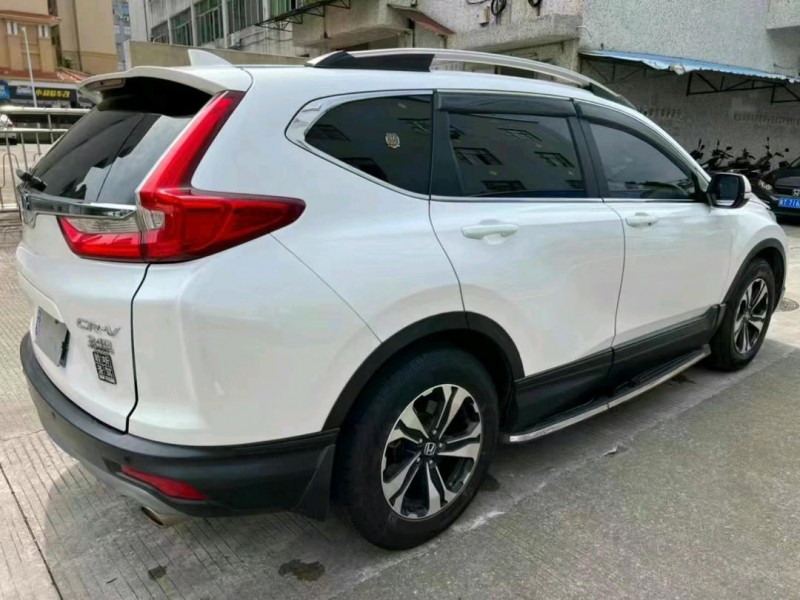 中山18年本田CRV6