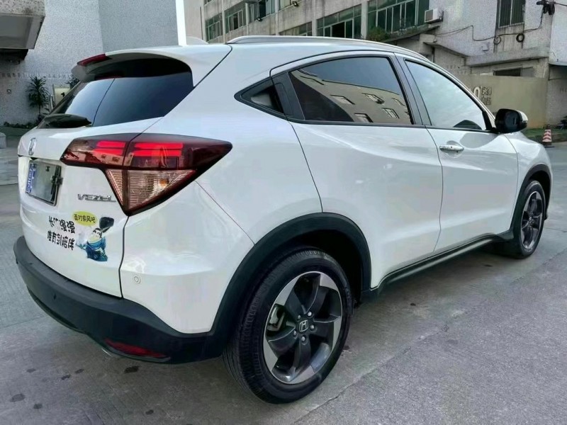 中山18年本田缤智5