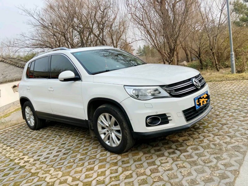 潍坊11年大众途观2