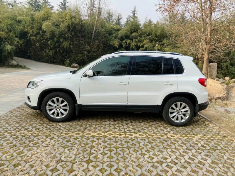 潍坊11年大众途观8