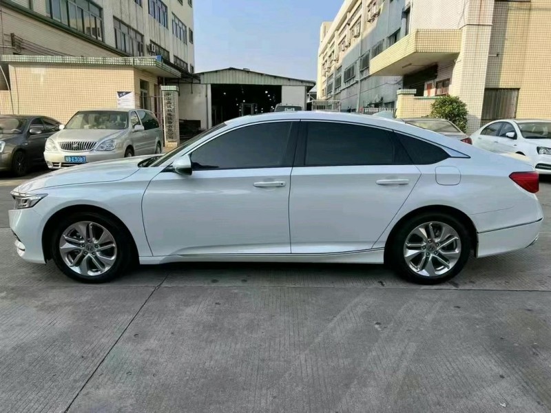 中山21年本田雅阁3