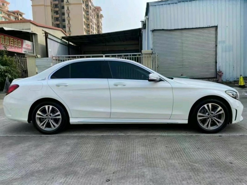 中山19年奔驰C2