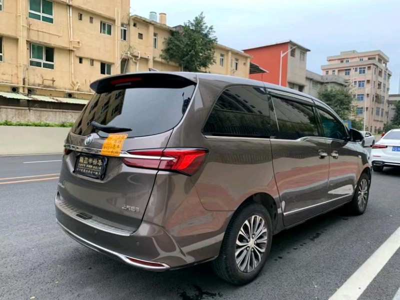 东莞21年别克GL88