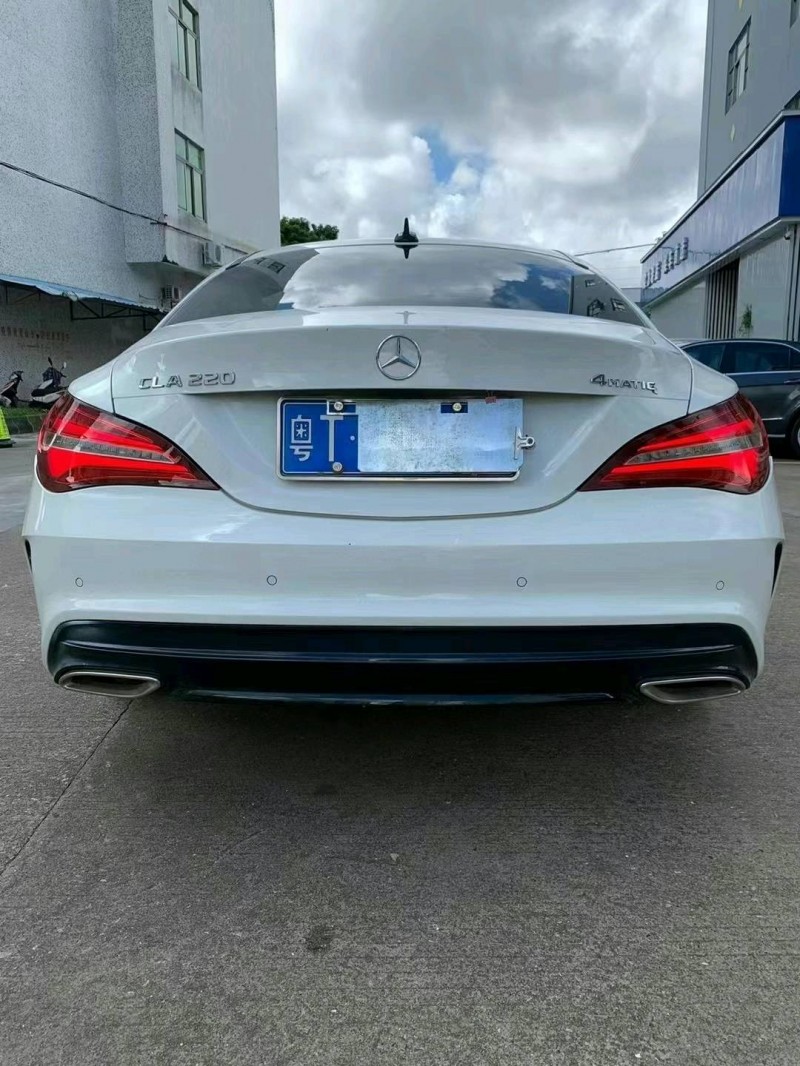中山18年奔驰CLA4