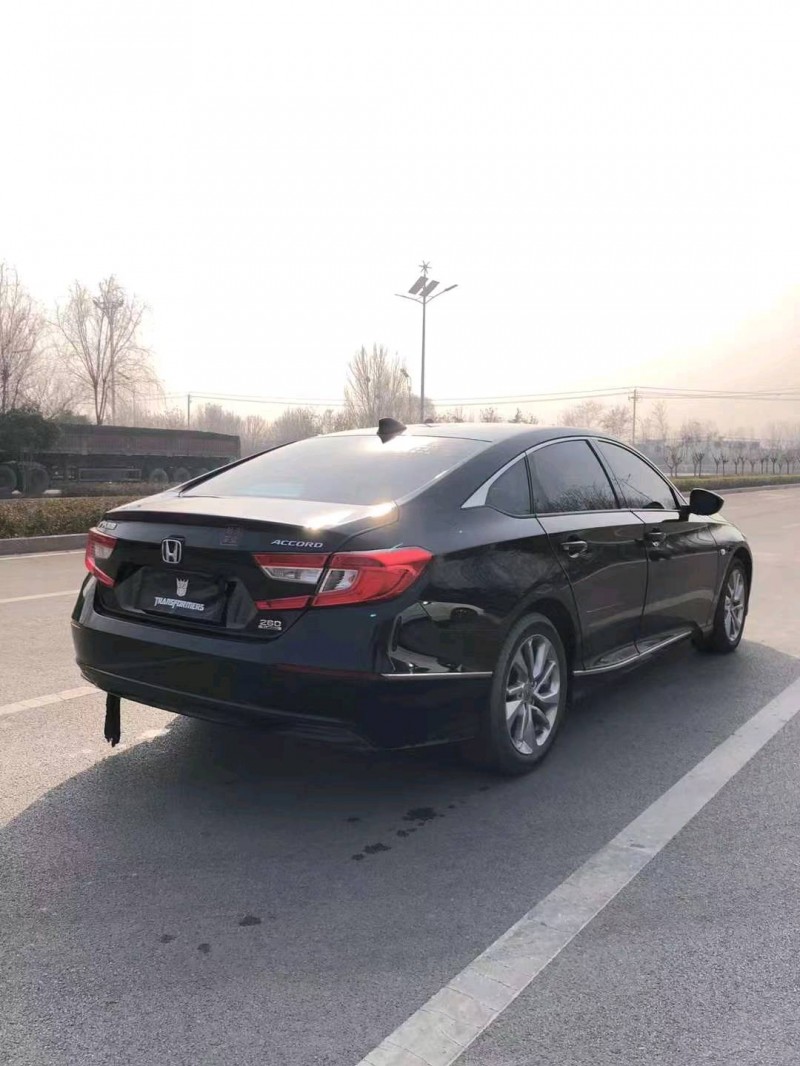 枣庄19年本田雅阁7