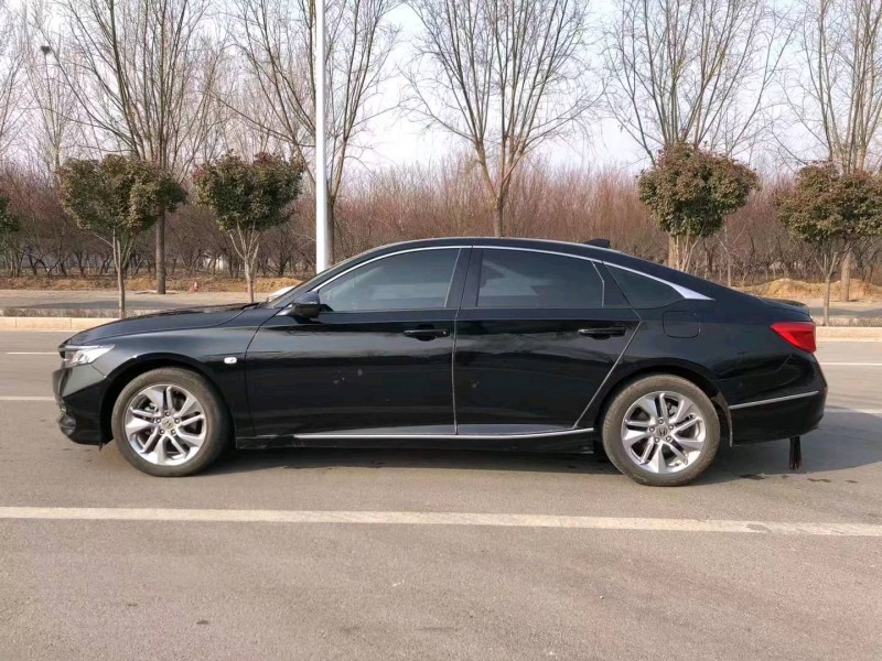 枣庄19年本田雅阁9