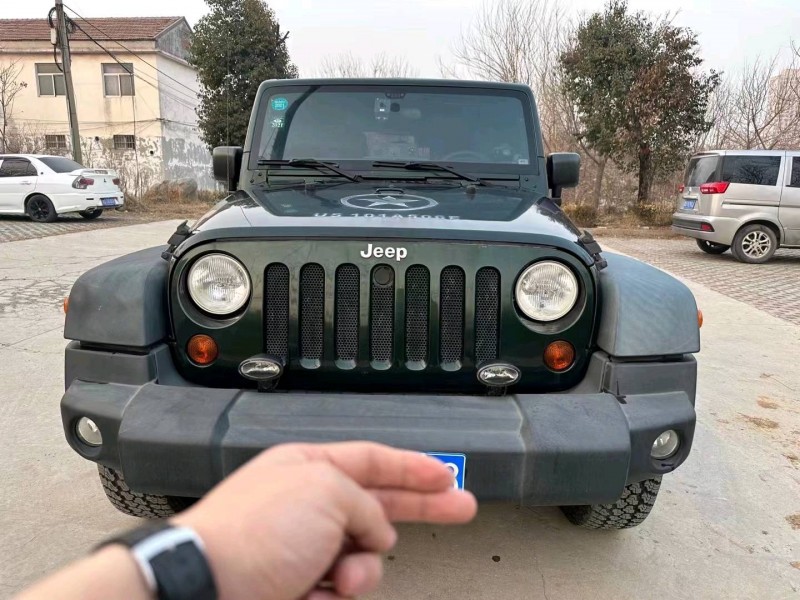枣庄13年Jeep牧马人9